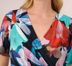 Adrianna Papell Plus Size Floral Knotted Sheath Dress With Elbow-Length Sleeves In Dark Navy Multi -Adrianna Papell Shop AP1D105033 BF410 Plus Detail