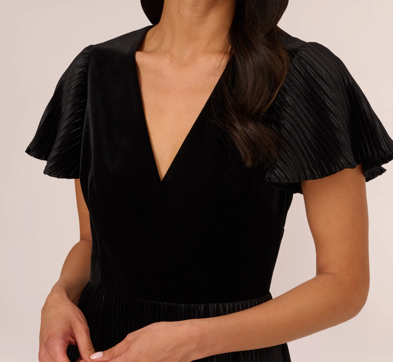 Adrianna Papell Short Sleeve Velvet Pleated Midi Dress In Black 5 Adrianna Papell Short Sleeve Velvet Pleated Midi Dress In Black - Image 3