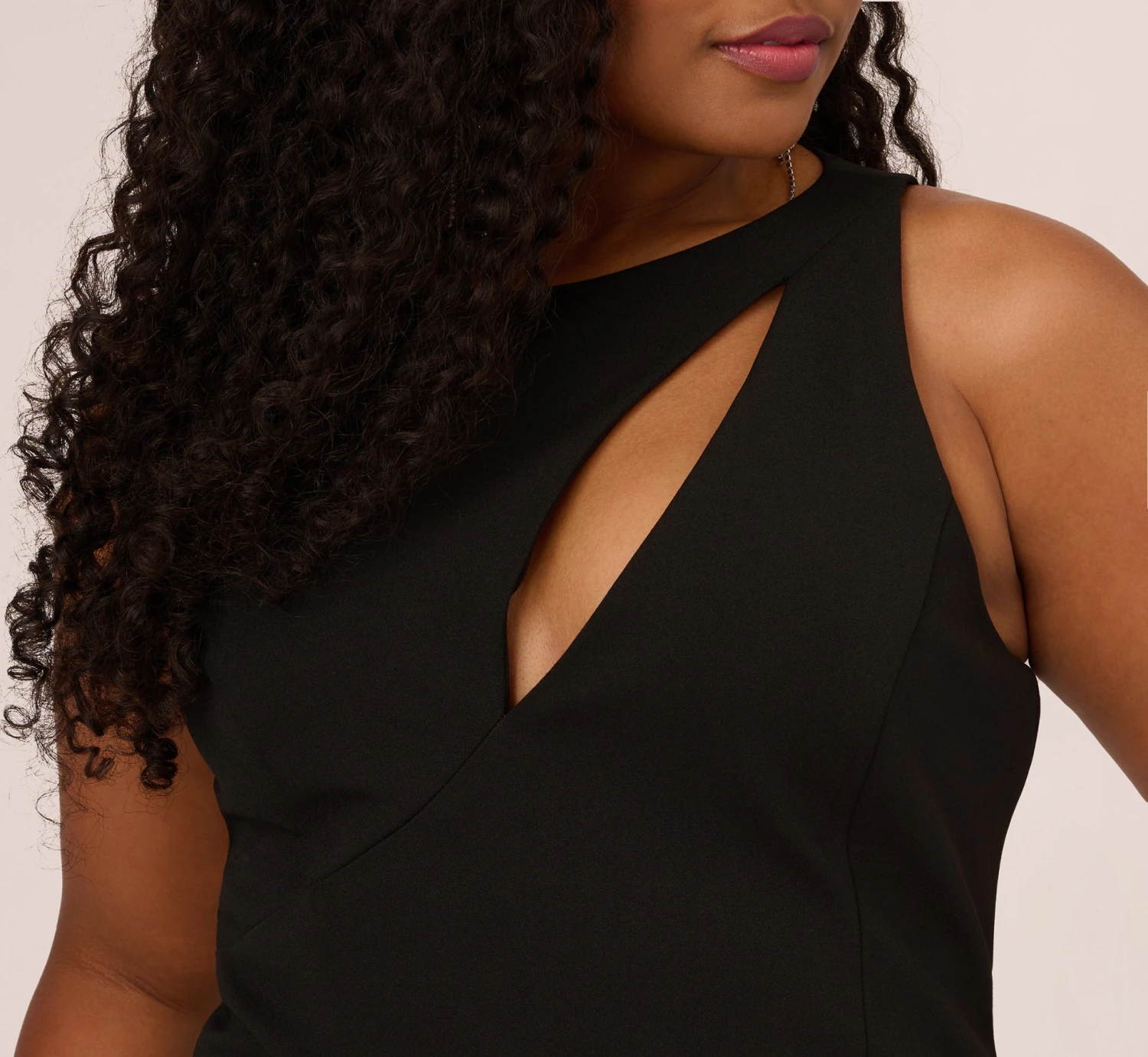 Plus Size Knit Crepe Sleeveless Column Gown With Cutout Neckline In Black 5 Plus Size Knit Crepe Sleeveless Column Gown With Cutout Neckline In Black - Image 3